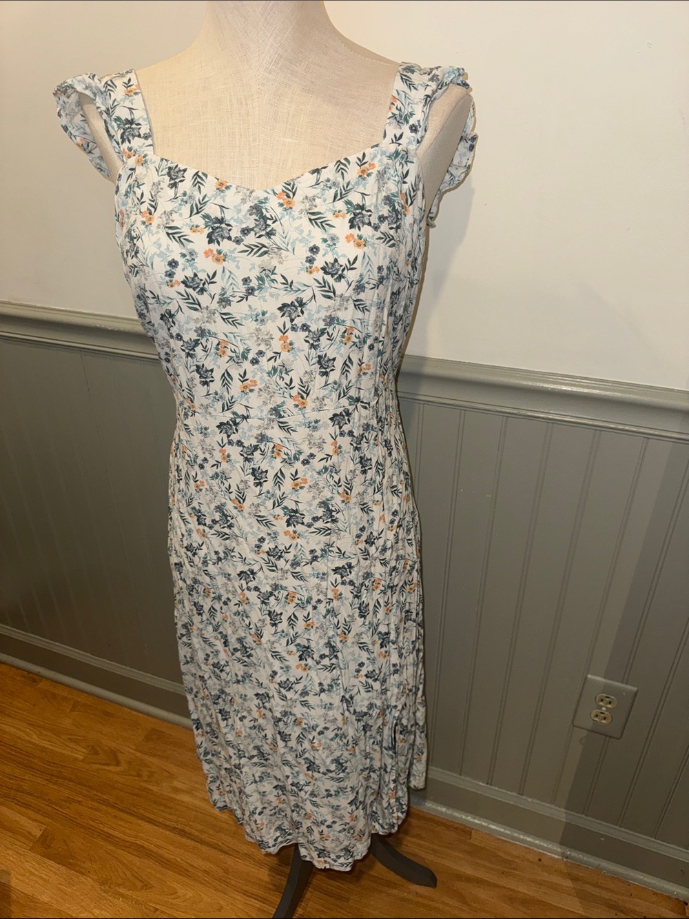LOFT White Floral flutter Shoulder Midi Dress with Blue& Yellow Accents Sz 10p